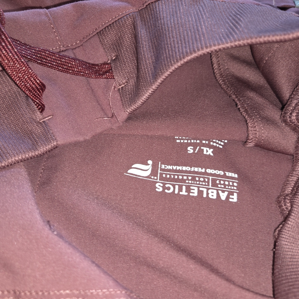 Fabletics Dusty Pink Scrub Set - image 2